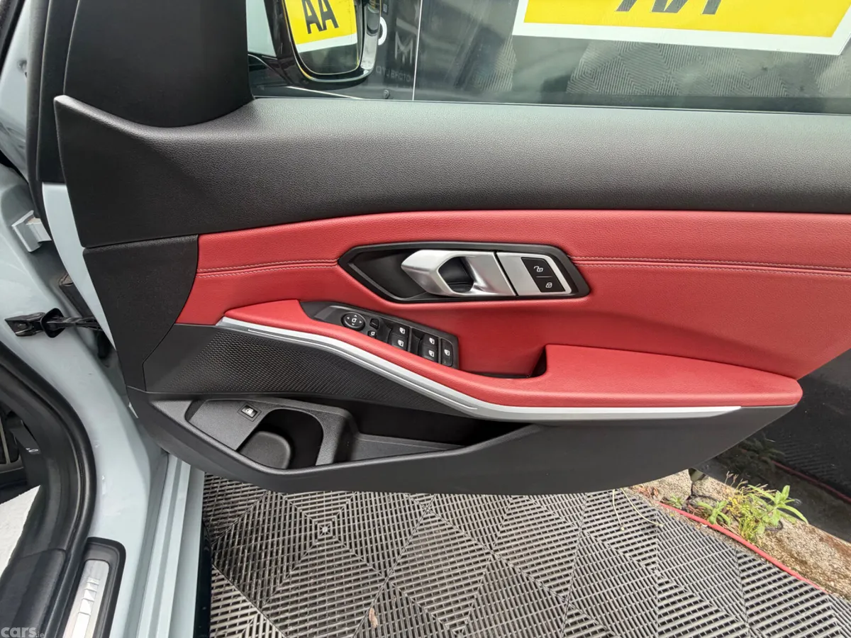 BMW 3-Series Saloon, Petrol Plug-in Hybrid, 2023, Grey