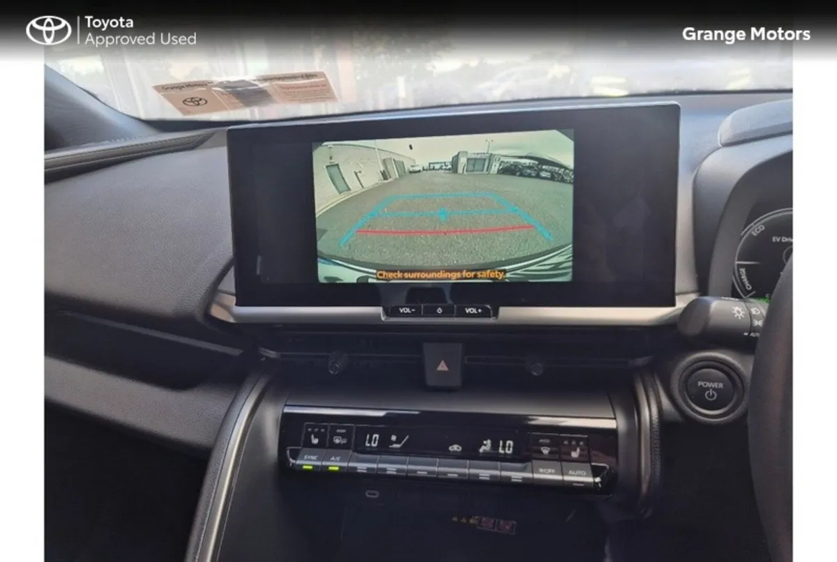 Toyota C-HR SUV, Petrol Hybrid, 2024, Grey