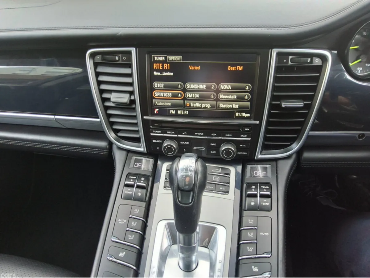 Porsche Panamera Hatchback, Petrol Plug-in Hybrid, 2016, Blue