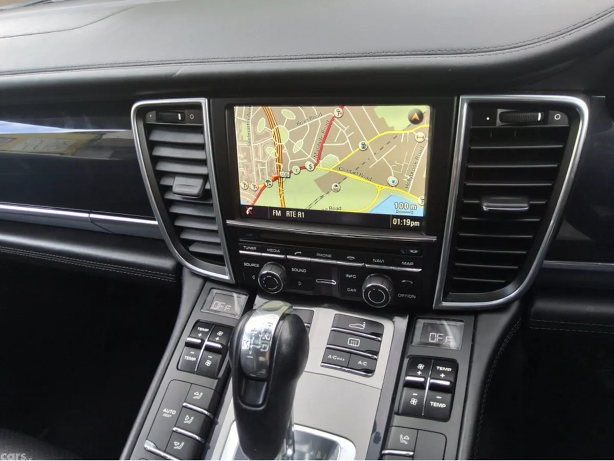 Porsche Panamera Hatchback, Petrol Plug-in Hybrid, 2016, Blue