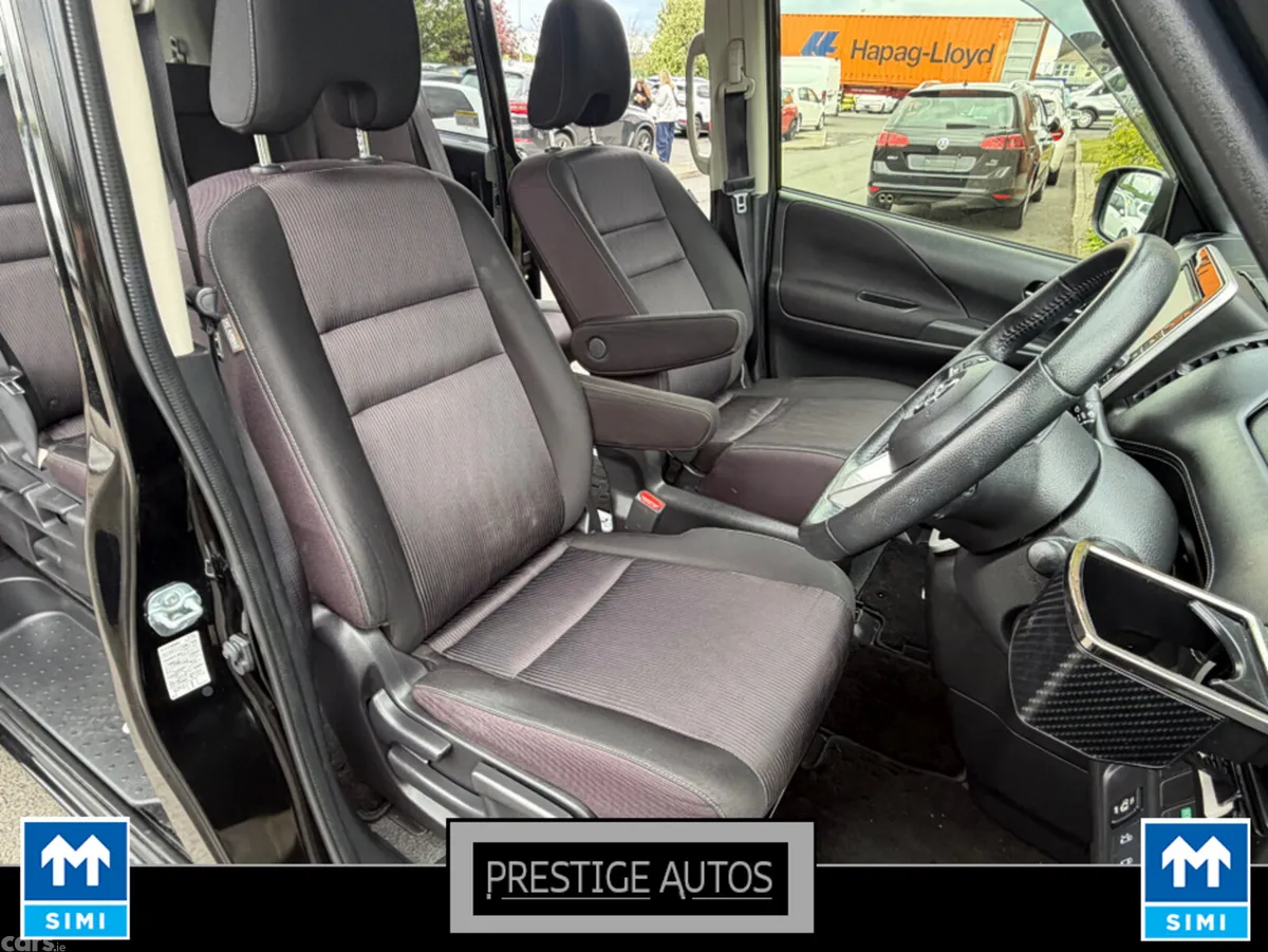 Nissan Serena MPV, Petrol Hybrid, 2018, Black