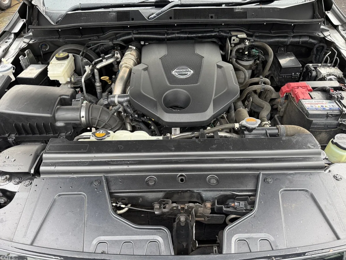 Nissan Navara Pick Up, Diesel, 2021, Grey