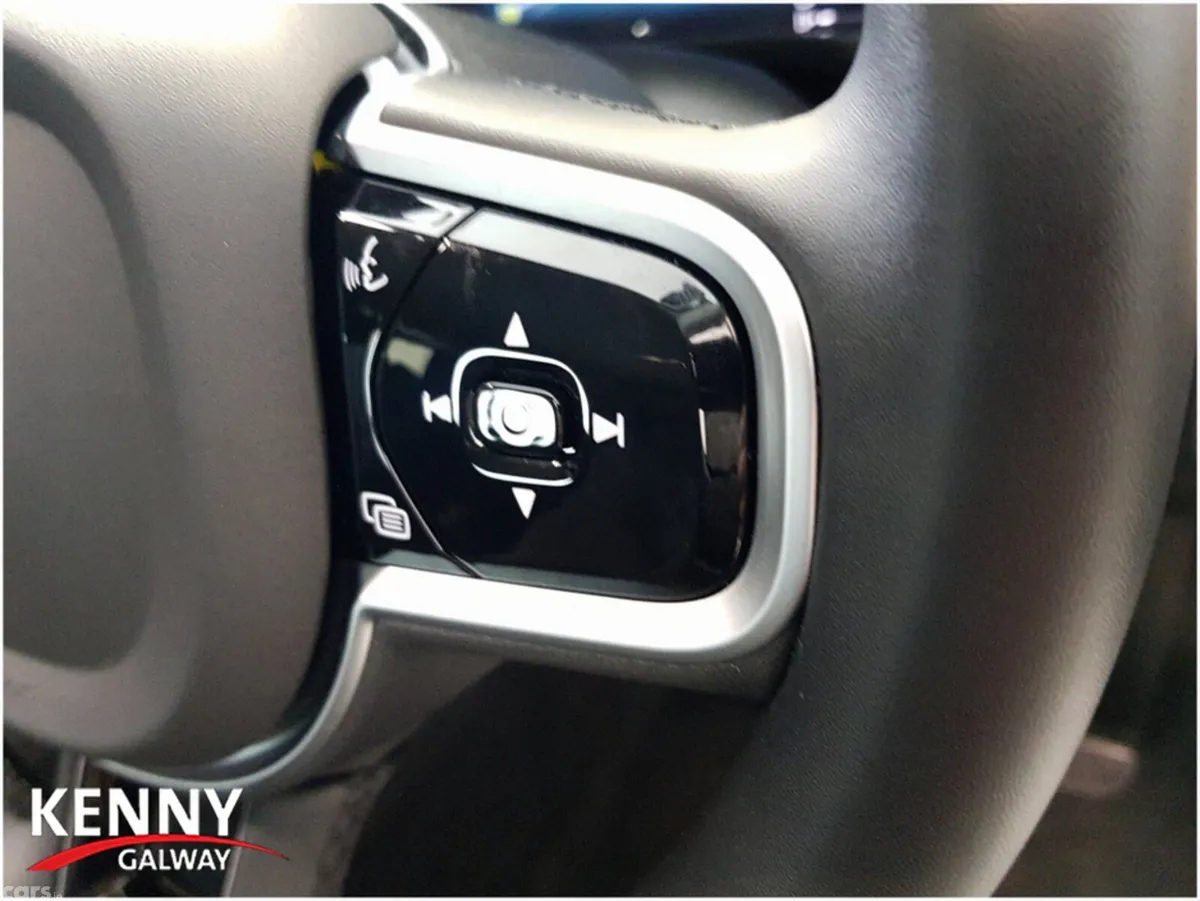 Volvo XC60 Estate, Petrol Hybrid, 2025, Black