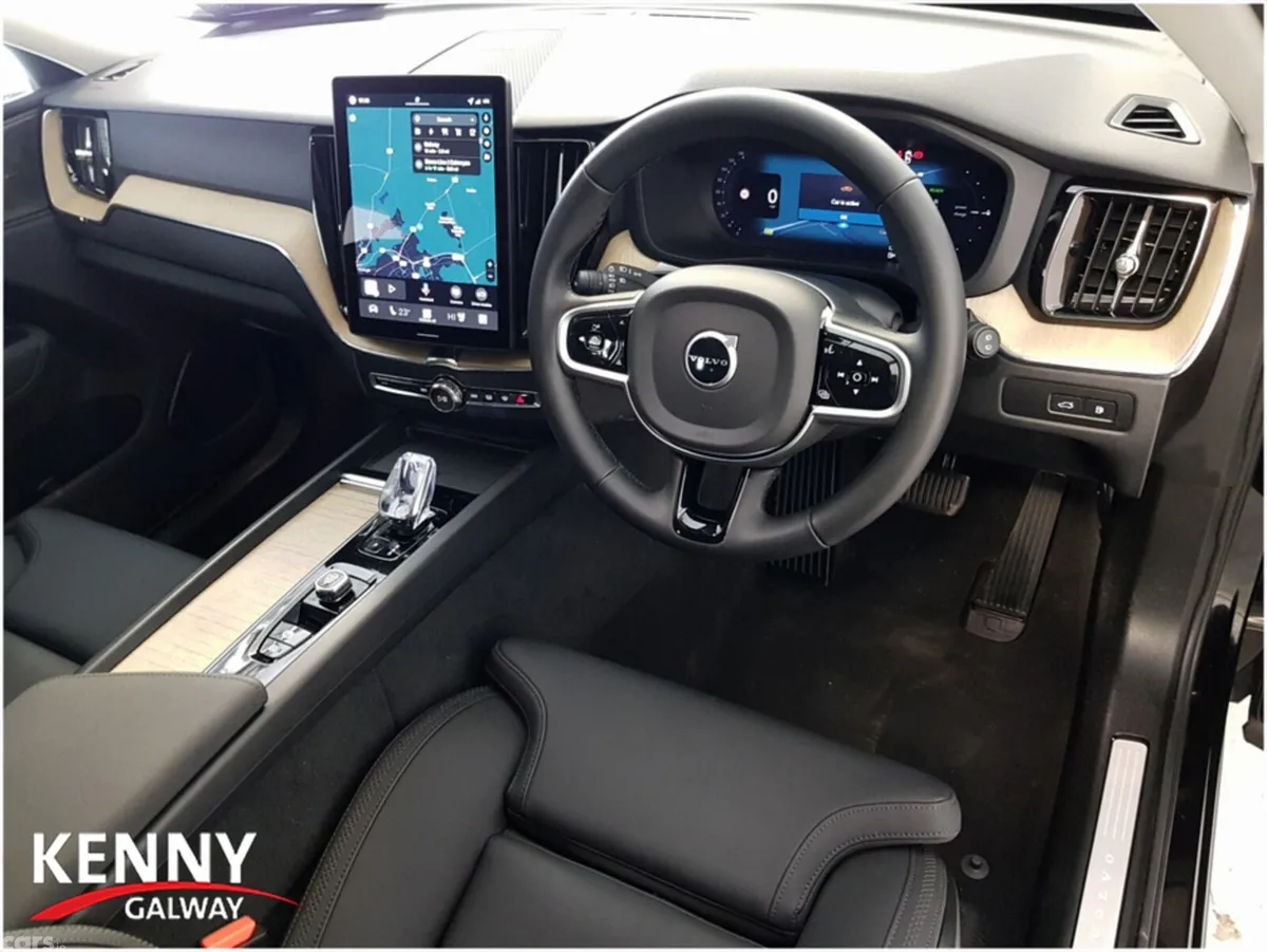 Volvo XC60 Estate, Petrol Hybrid, 2025, Black