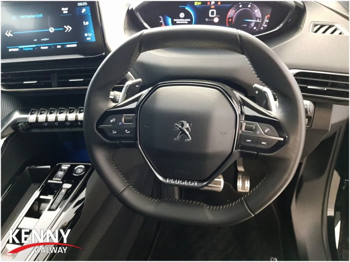 Peugeot 5008 MPV, Diesel, 2024, Black