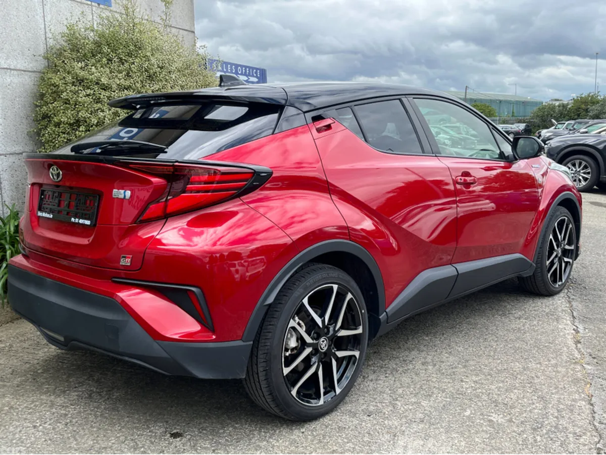 Toyota C-HR SUV, Petrol Hybrid, 2020, Red