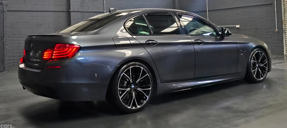 BMW 5-Series Saloon, Diesel, 2016, Grey