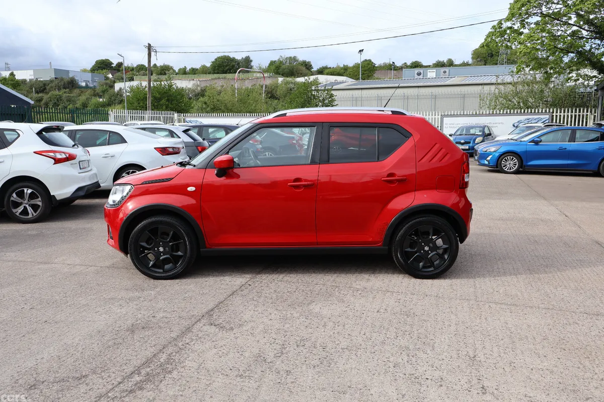 Suzuki Ignis Hatchback, Petrol, 2017, Red