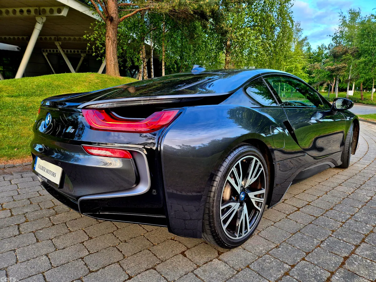 BMW i8 Coupe, Petrol Plug-in Hybrid, 2016, Grey