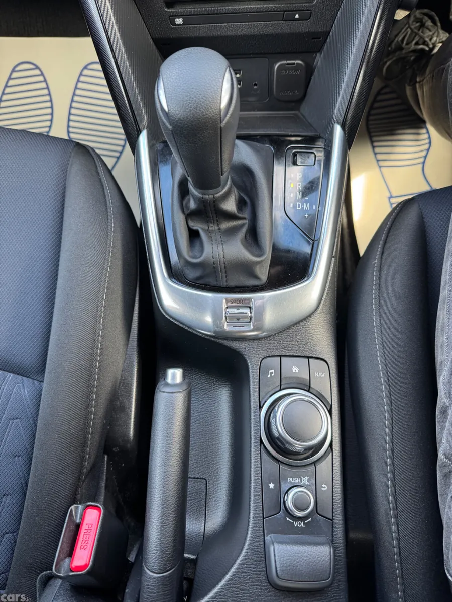Mazda Demio Hatchback, Petrol, 2015, Red