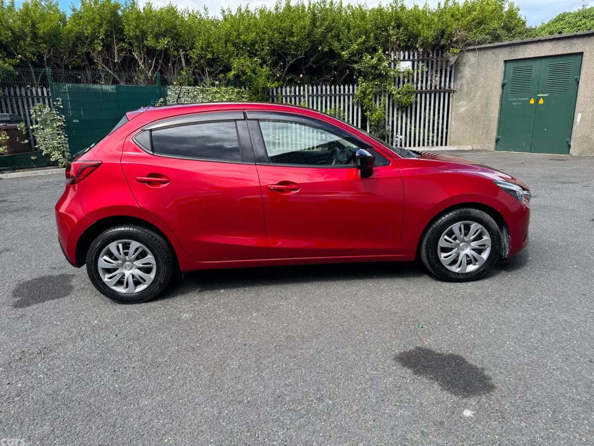 Mazda Demio Hatchback, Petrol, 2015, Red