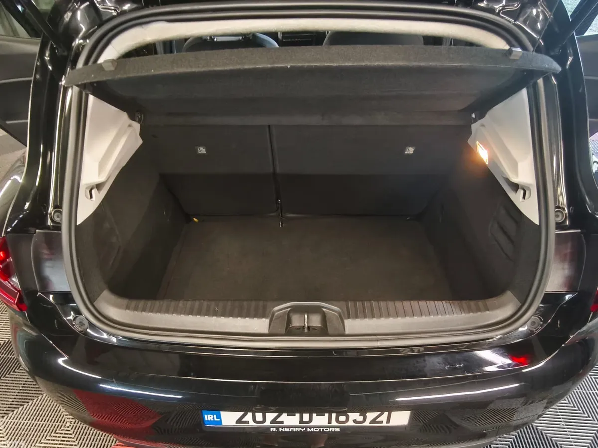 Renault Clio Hatchback, Diesel, 2020, Black