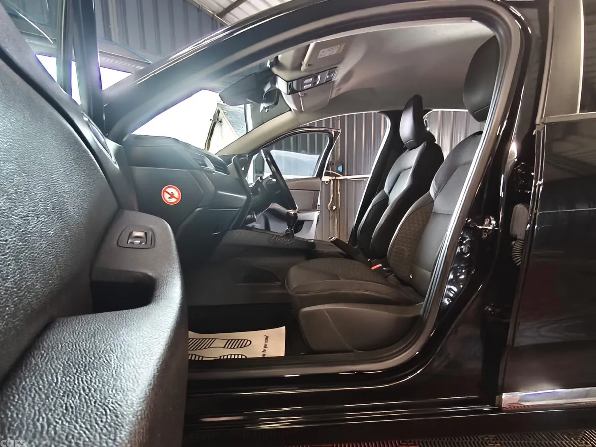 Renault Clio Hatchback, Diesel, 2020, Black