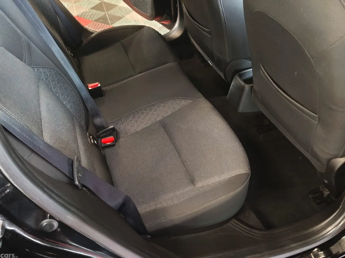 Renault Clio Hatchback, Diesel, 2020, Black