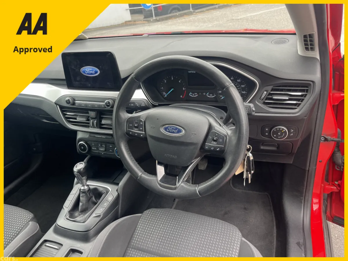 Ford Focus Hatchback, Diesel, 2020, Red