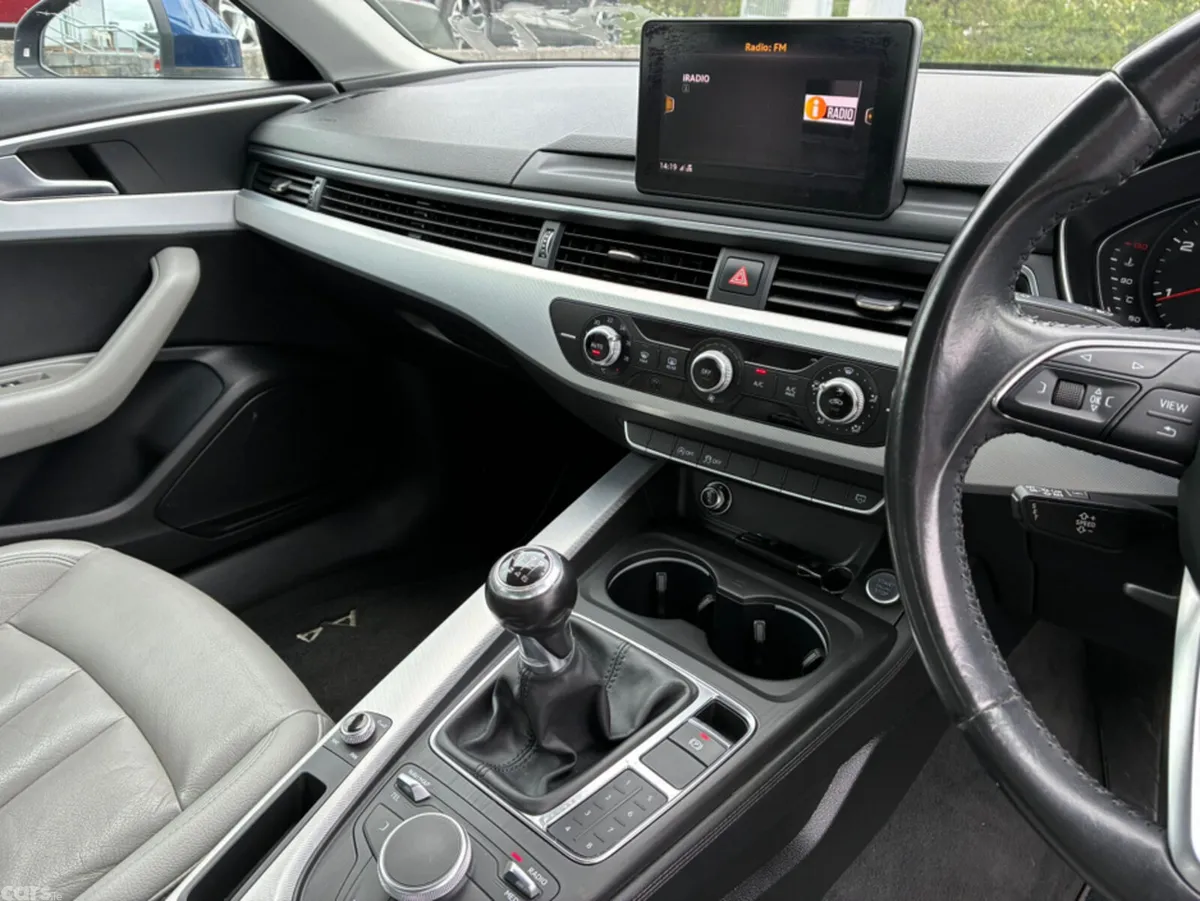 Audi A4 Saloon, Diesel, 2017, Blue