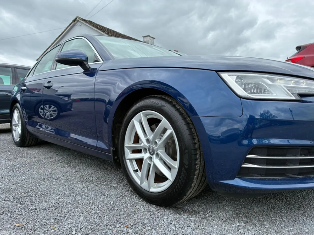Audi A4 Saloon, Diesel, 2017, Blue