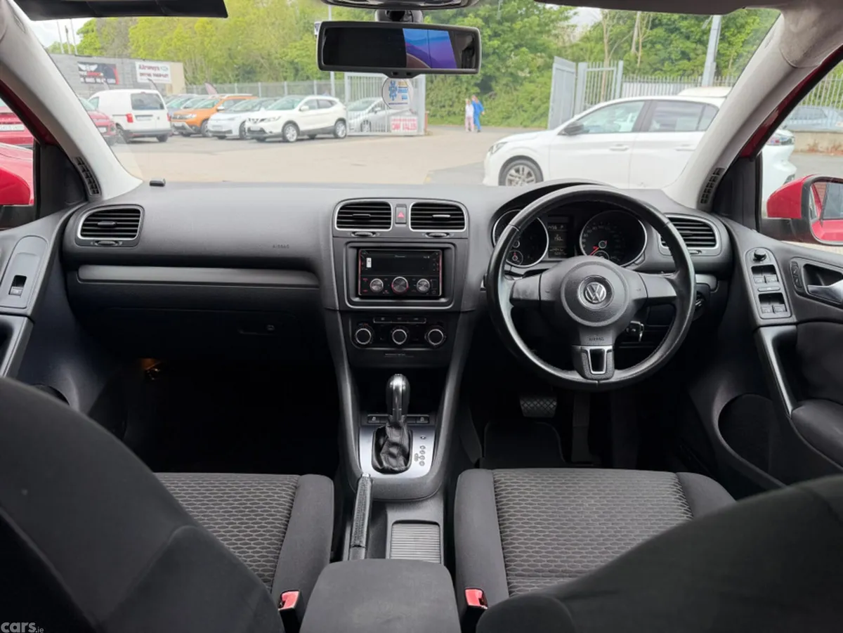 Volkswagen Golf Hatchback, Petrol, 2013, Red