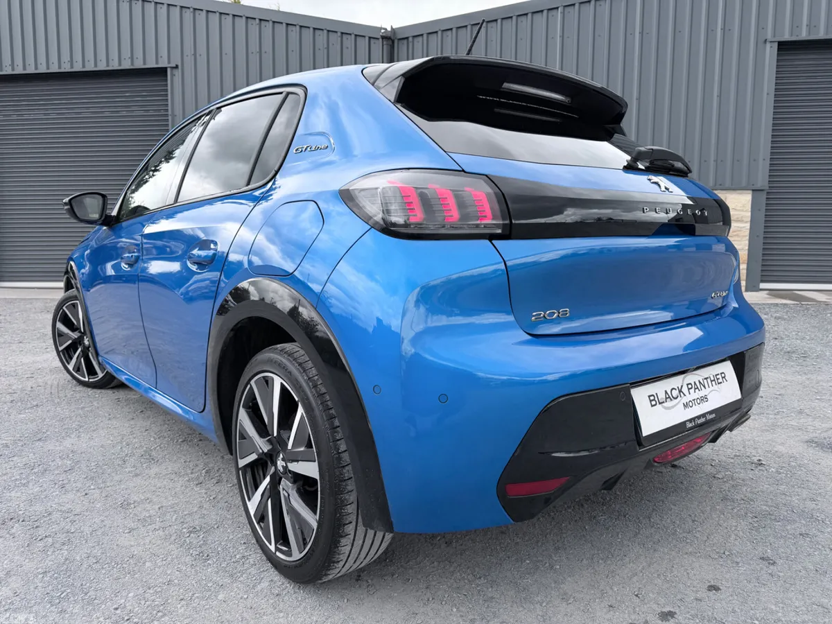 Peugeot 208 Hatchback, Petrol, 2021, Blue
