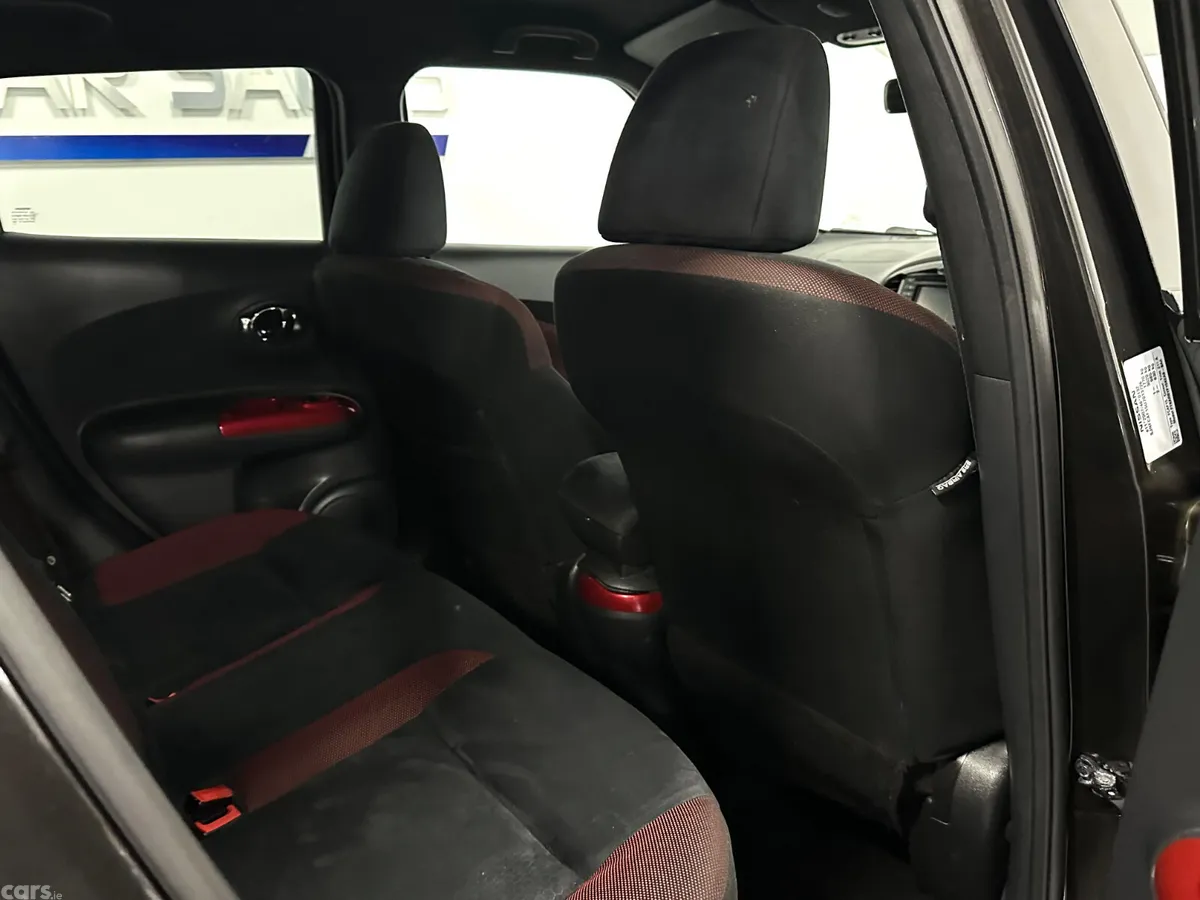Nissan Juke SUV, Diesel, 2014, Black