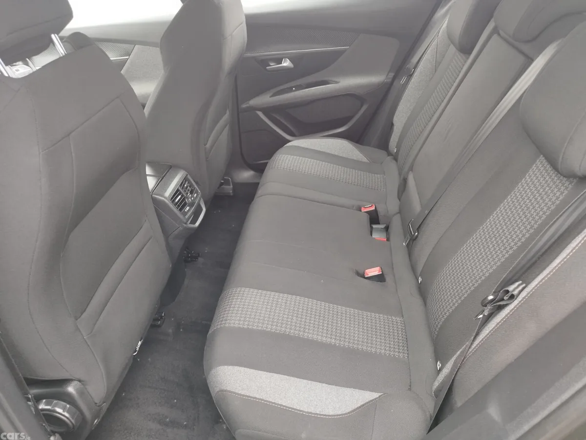 Peugeot 3008 SUV, Diesel, 2017, Grey