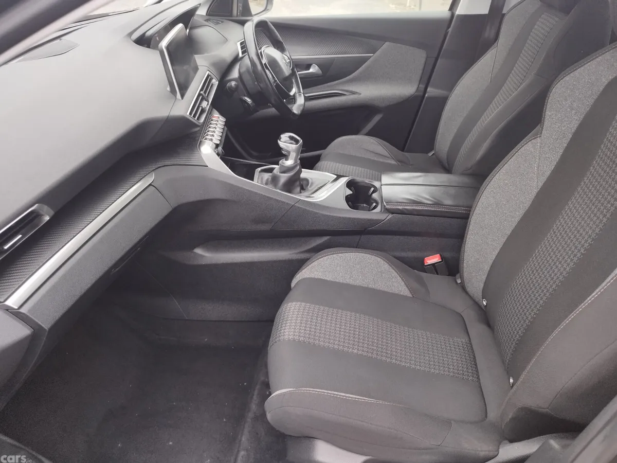 Peugeot 3008 SUV, Diesel, 2017, Grey