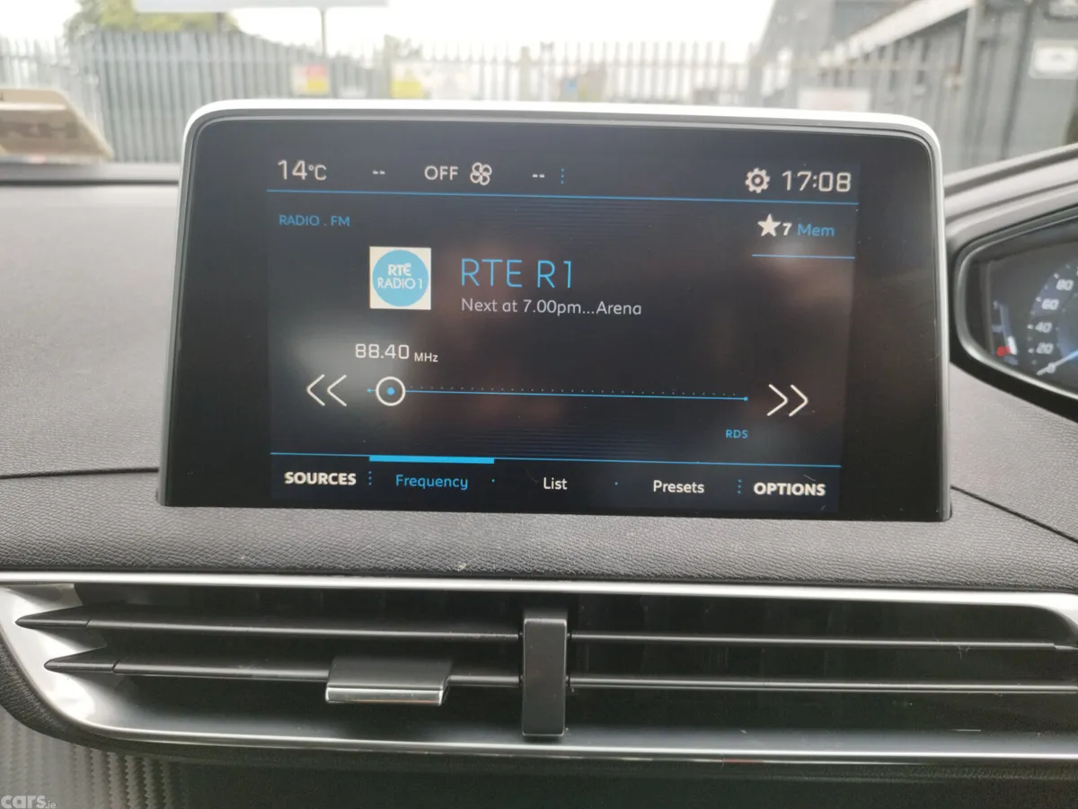 Peugeot 3008 SUV, Diesel, 2017, Grey