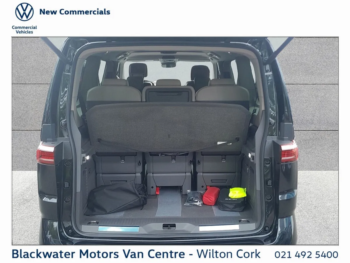 Volkswagen Multivan Other, Petrol Plug-in Hybrid, 2026, Black