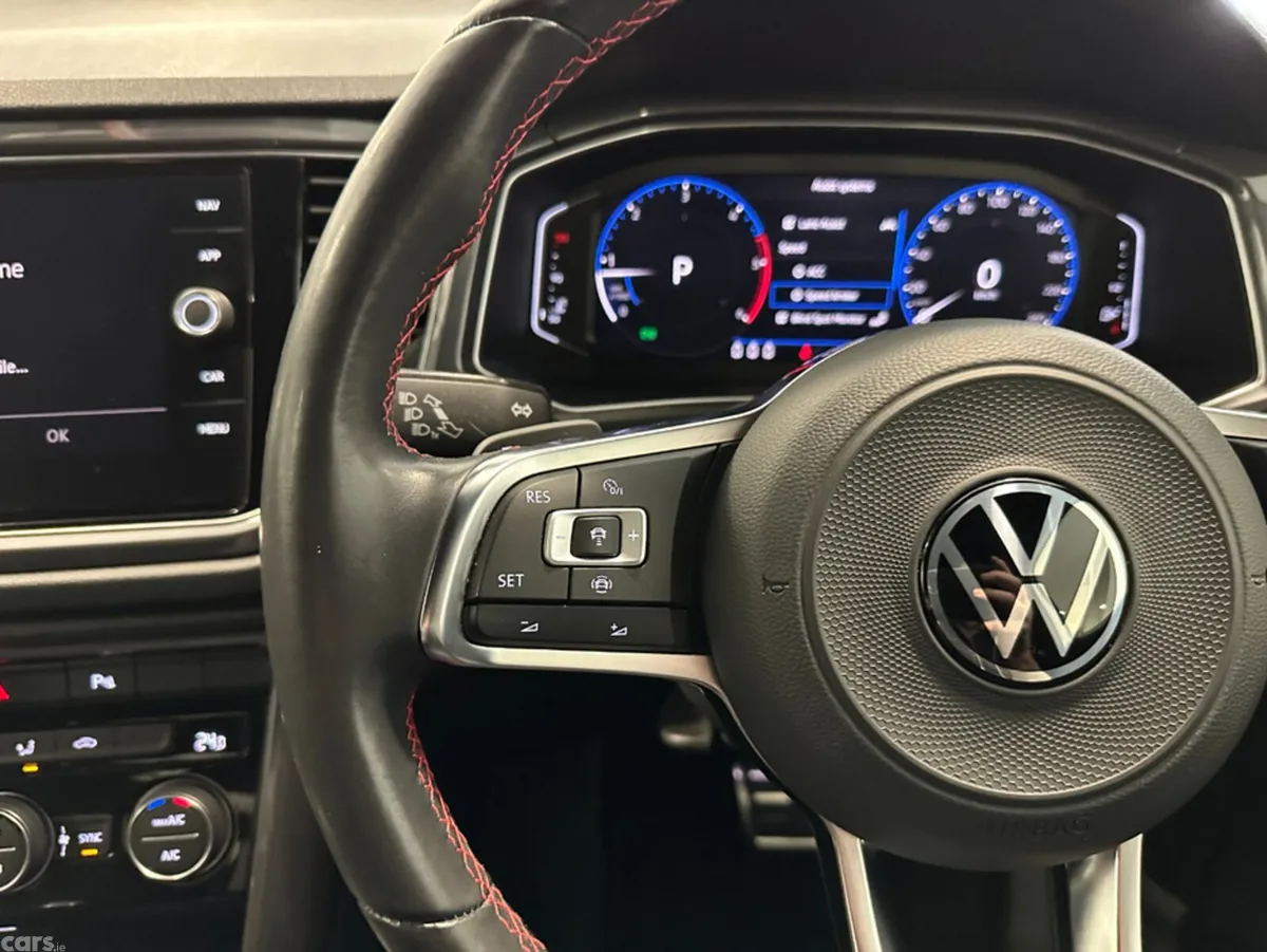 Volkswagen T-Roc SUV, Diesel, 2021, White