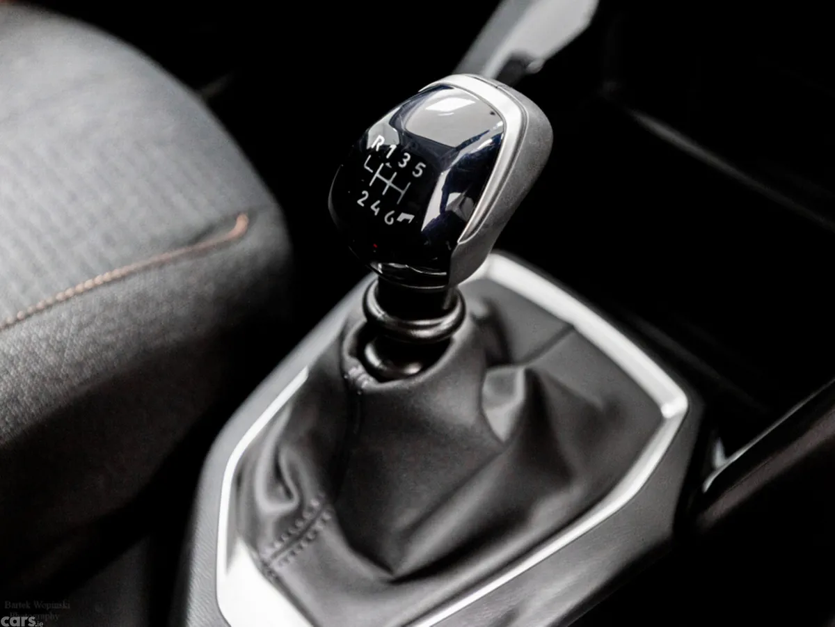 Peugeot 208 Hatchback, Petrol, 2026, Grey