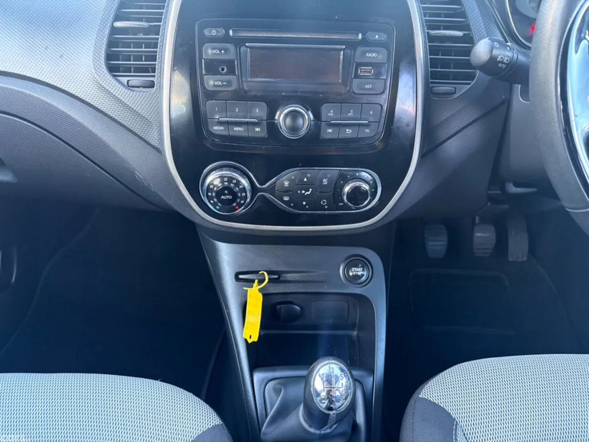 Renault Captur Hatchback, Diesel, 2014, Blue
