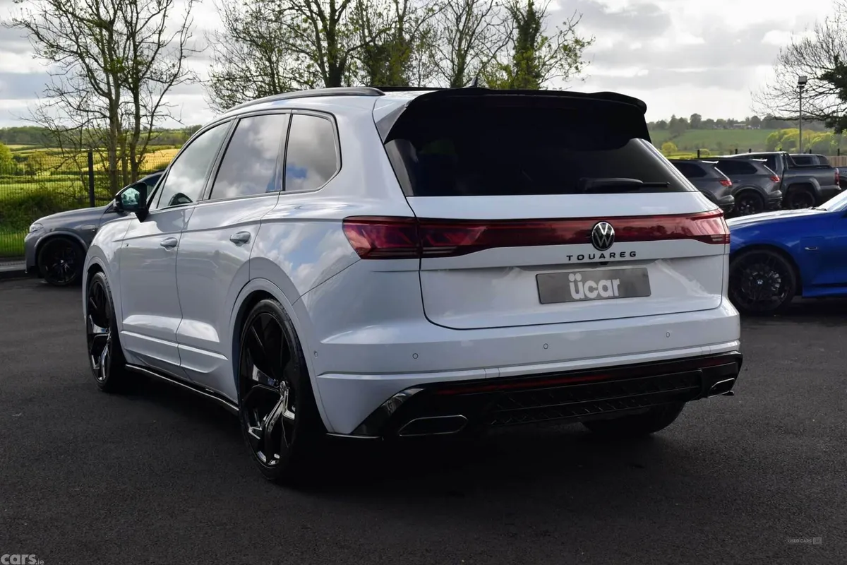 Volkswagen Touareg SUV, Diesel, 2024, White