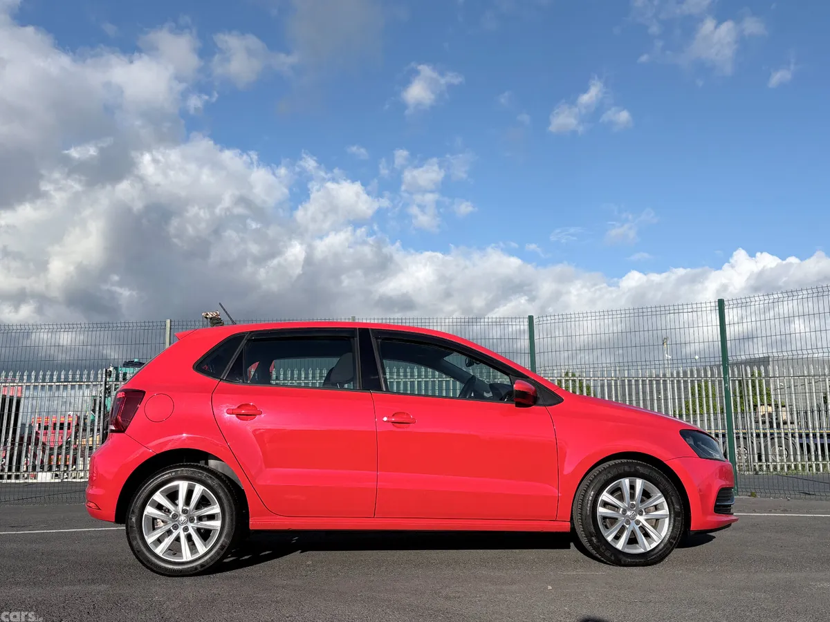 Volkswagen Polo Hatchback, Petrol, 2016, Red