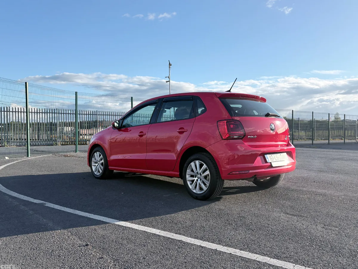 Volkswagen Polo Hatchback, Petrol, 2016, Red