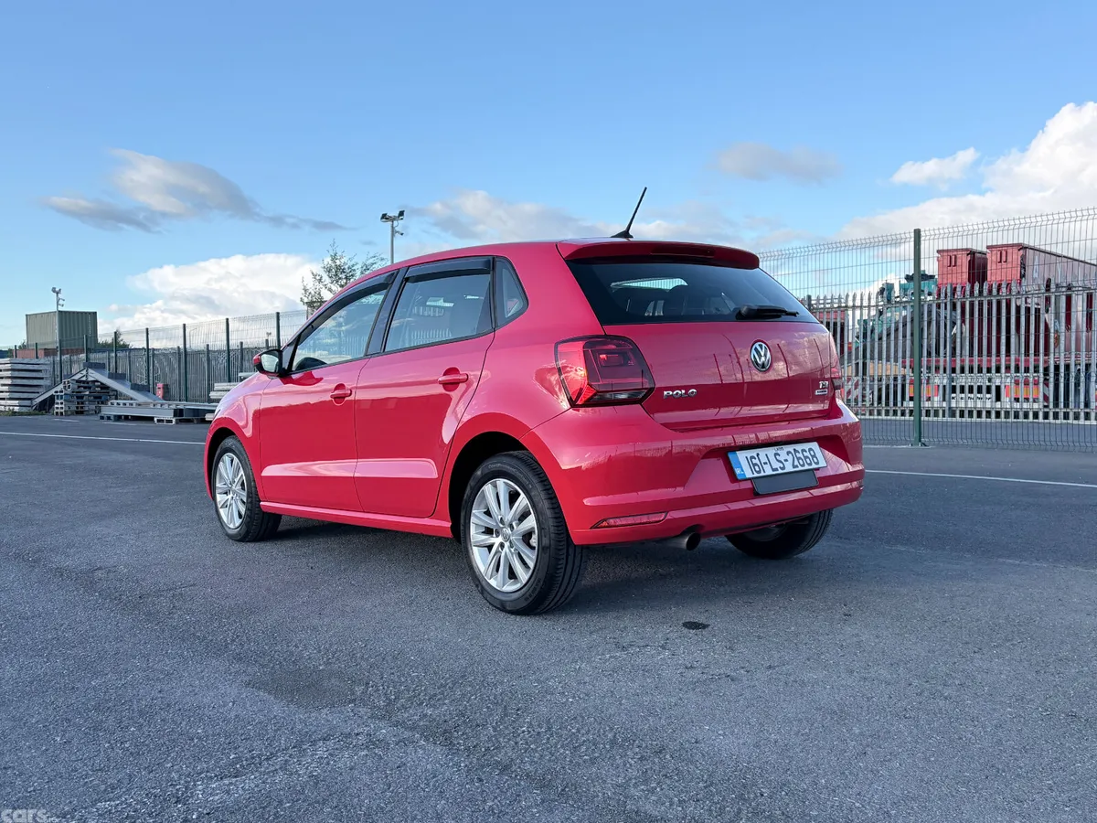 Volkswagen Polo Hatchback, Petrol, 2016, Red