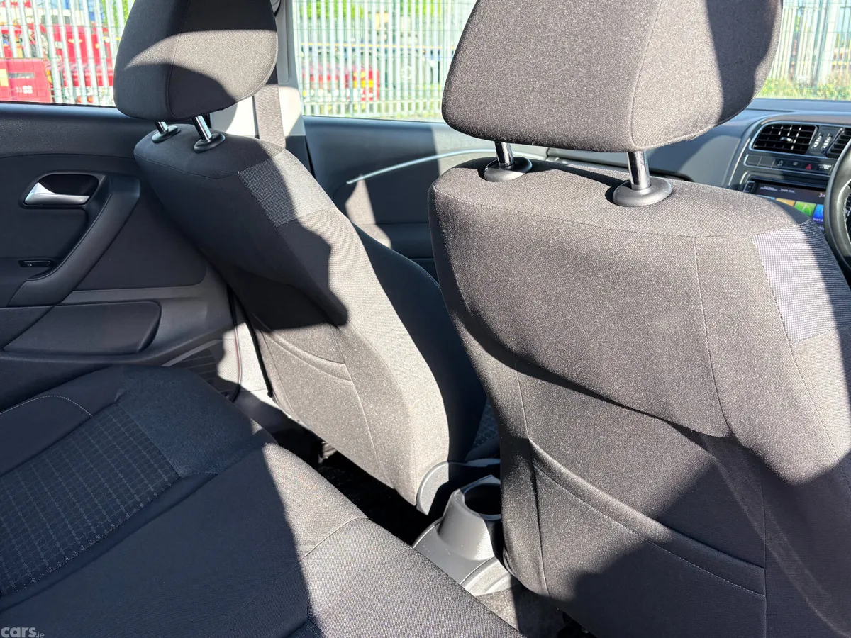 Volkswagen Polo Hatchback, Petrol, 2016, Red