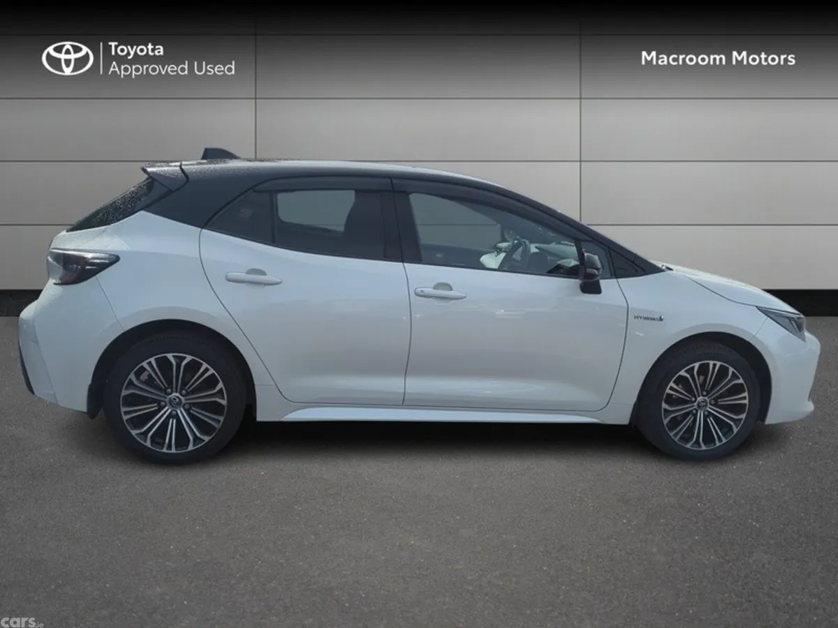Toyota Corolla Hatchback, Petrol Hybrid, 2020, White