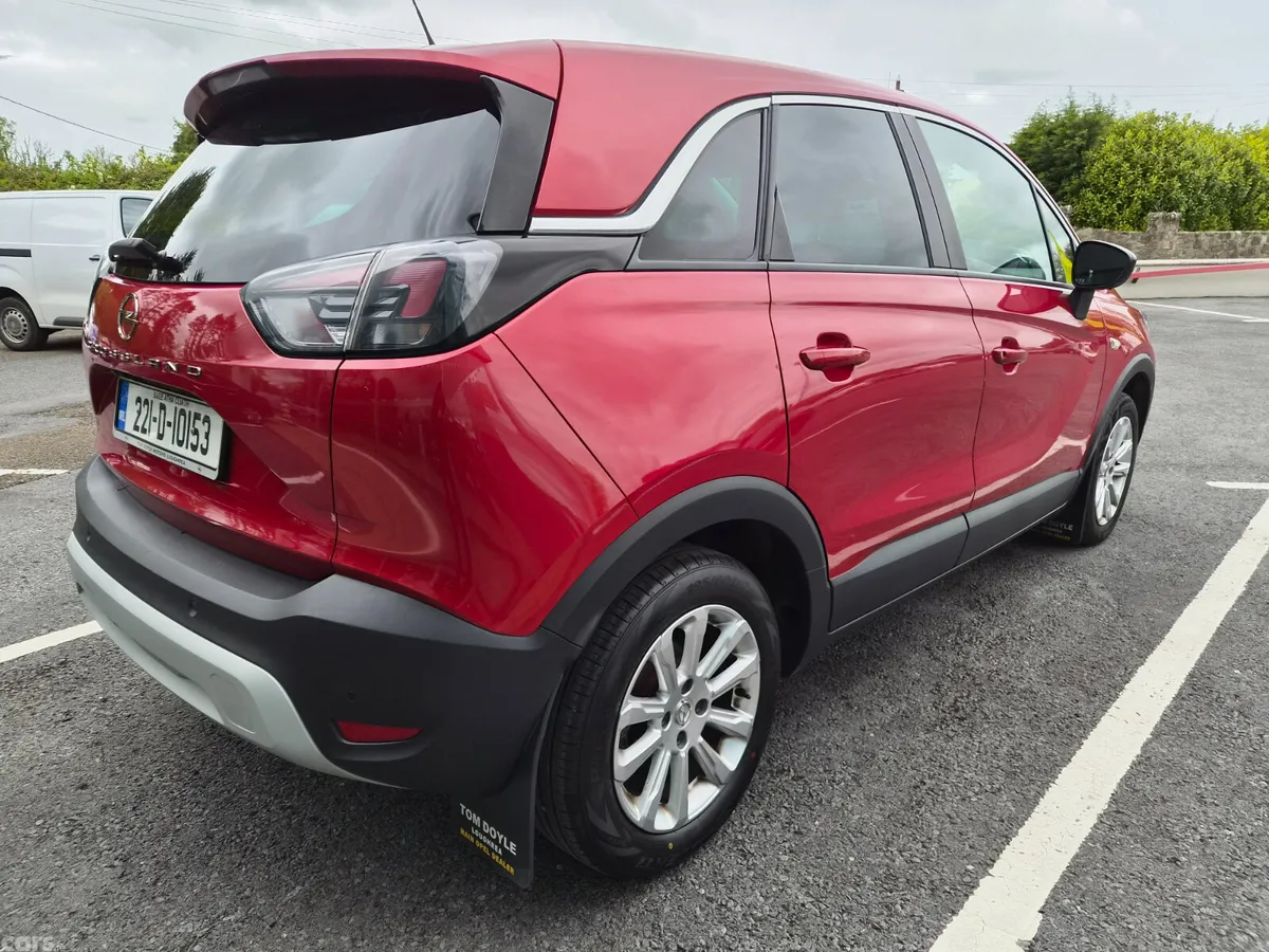 Opel Crossland SUV, Diesel, 2022, Red