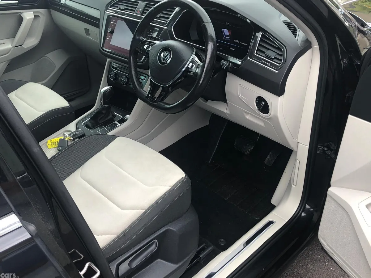 Volkswagen Tiguan SUV, Diesel, 2017, Black