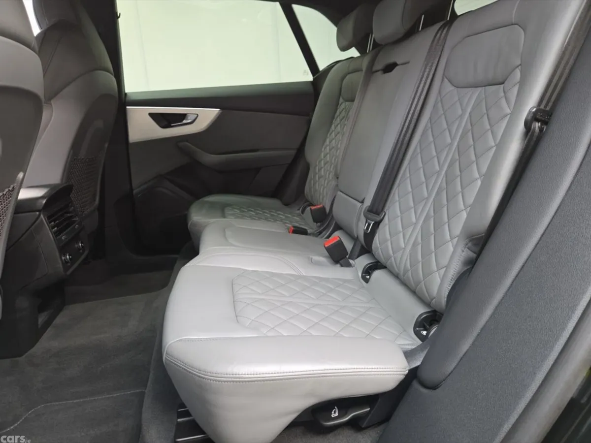 Audi Q8 Hatchback, Diesel, 2023, Black
