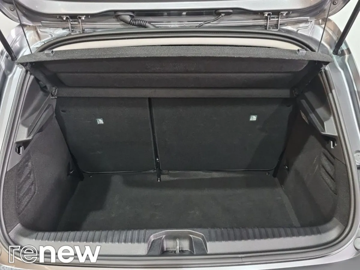 Renault Clio Hatchback, Petrol, 2025, Grey