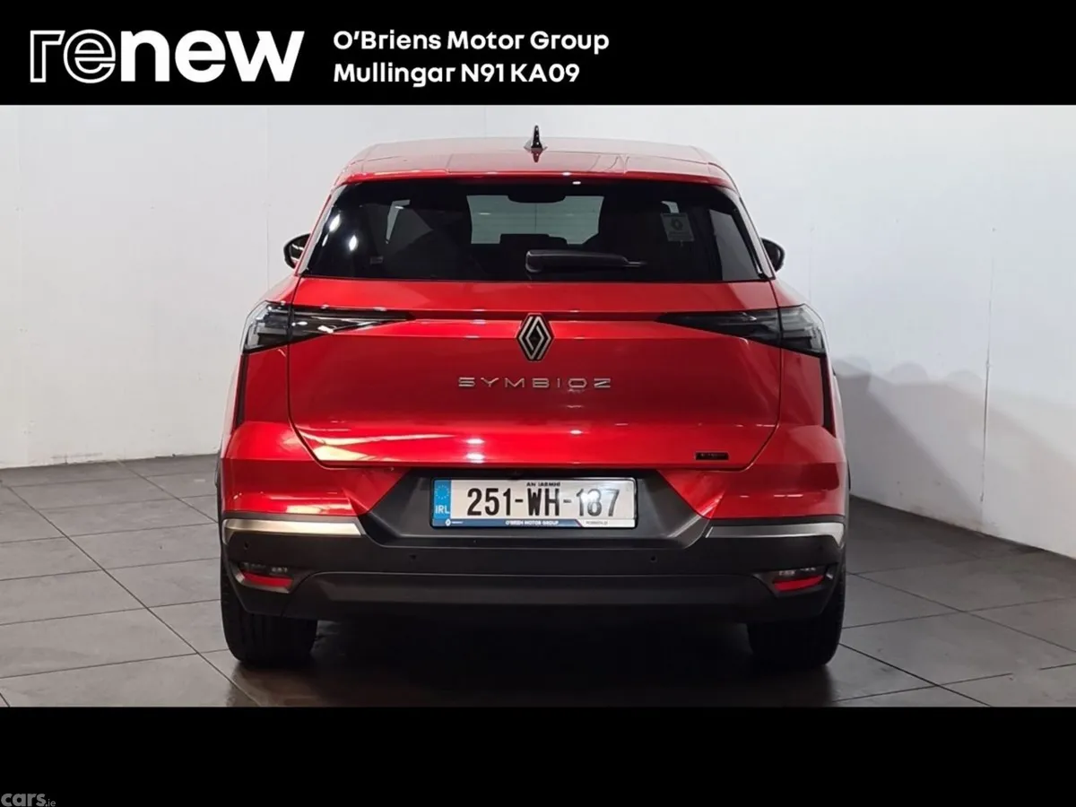 Renault Symbioz Hatchback, Petrol Hybrid, 2025, Red
