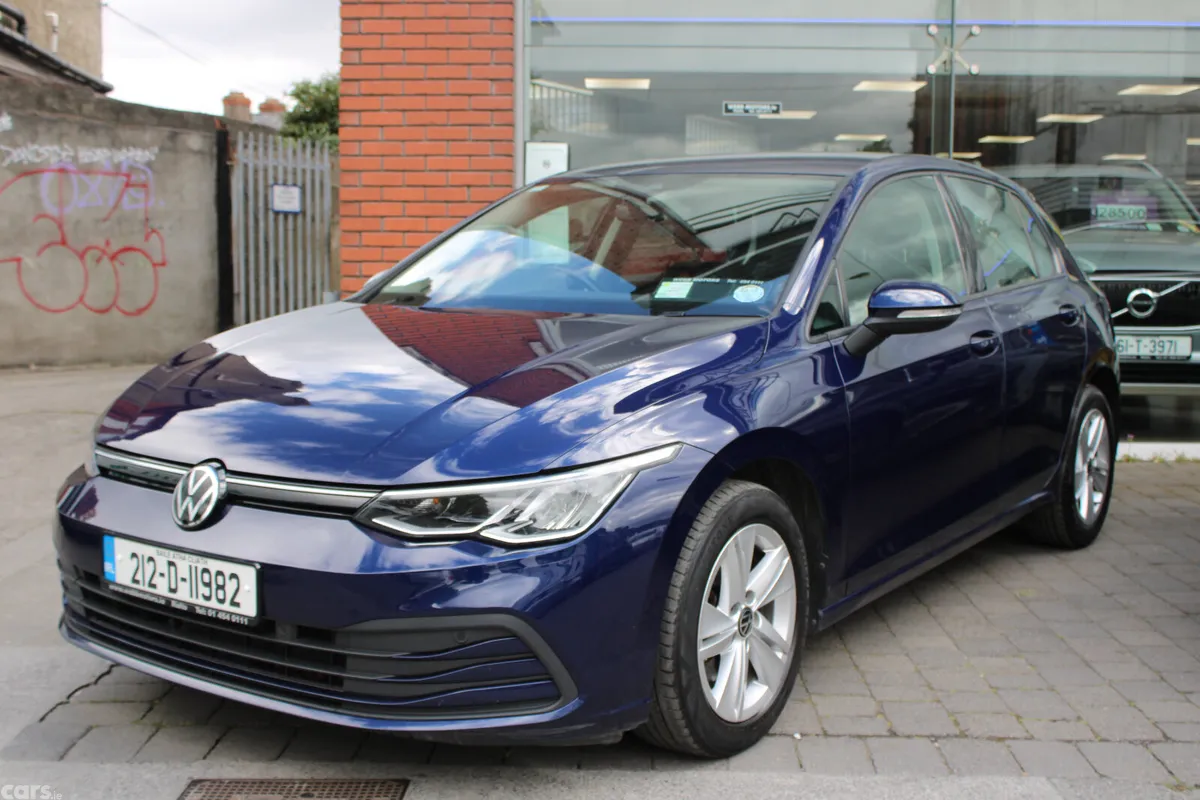 Volkswagen Golf Estate, Petrol, 2021, Blue