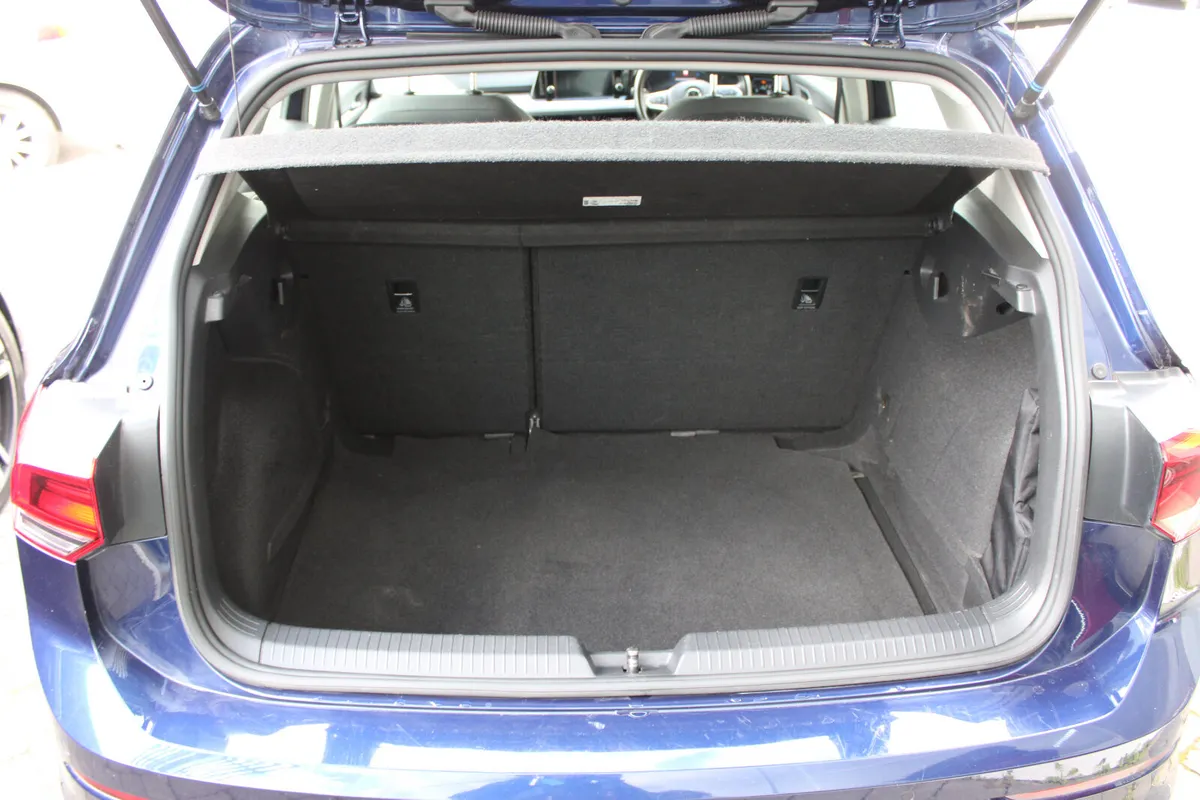Volkswagen Golf Estate, Petrol, 2021, Blue