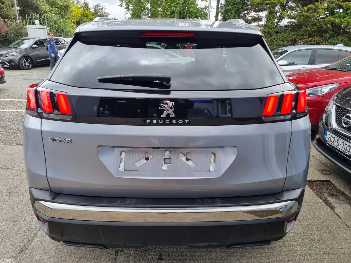 Peugeot 3008 SUV, Petrol, 2018, Grey