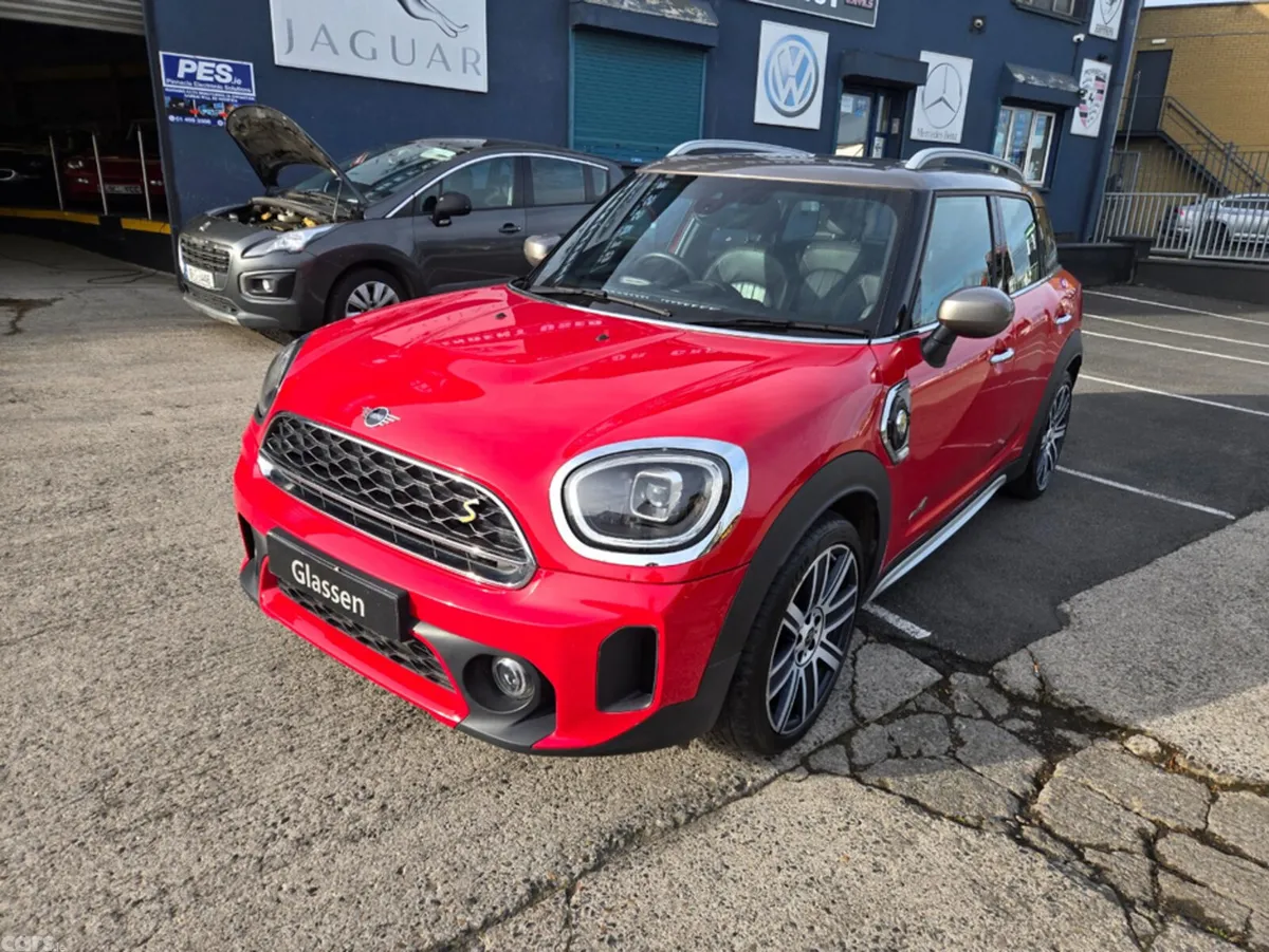 Mini Countryman Hatchback, Petrol Plug-in Hybrid, 2022, Red
