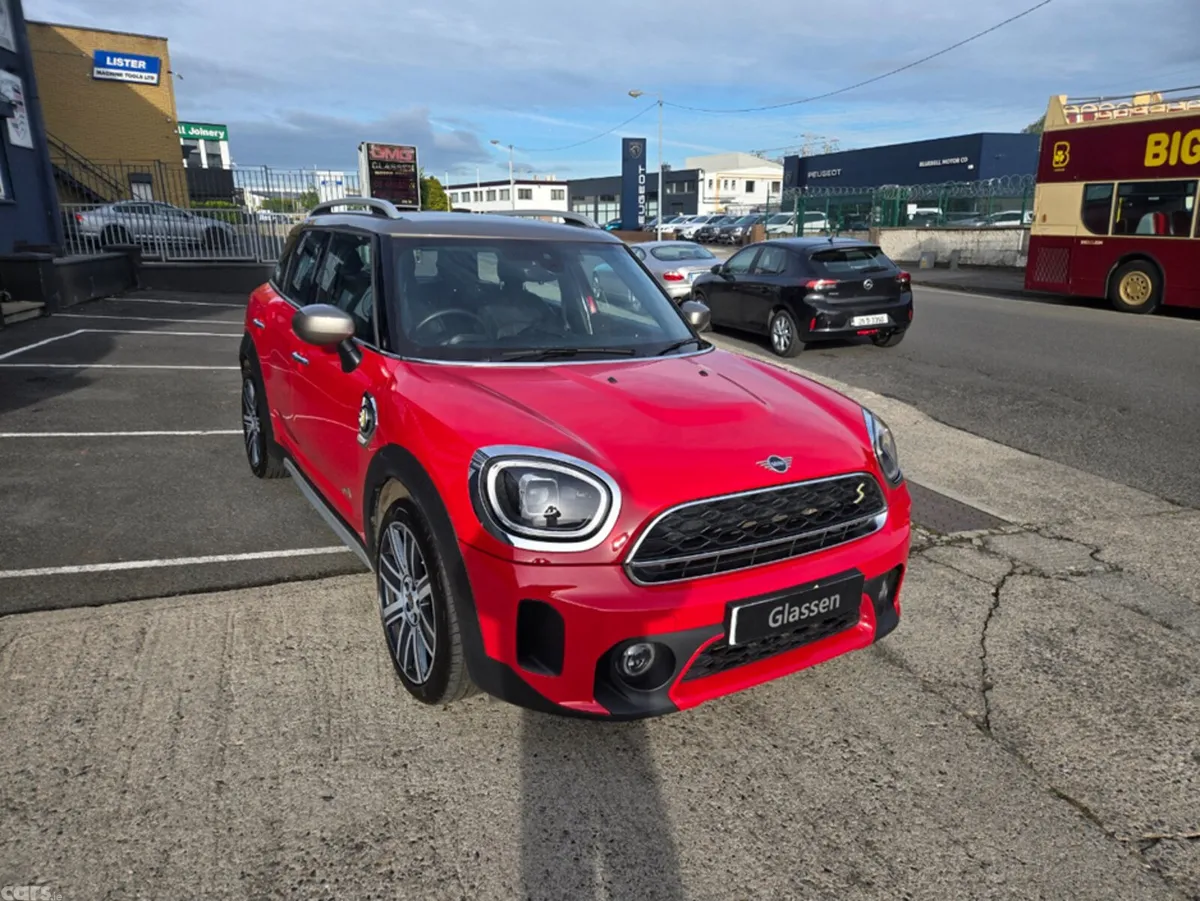 Mini Countryman Hatchback, Petrol Plug-in Hybrid, 2022, Red