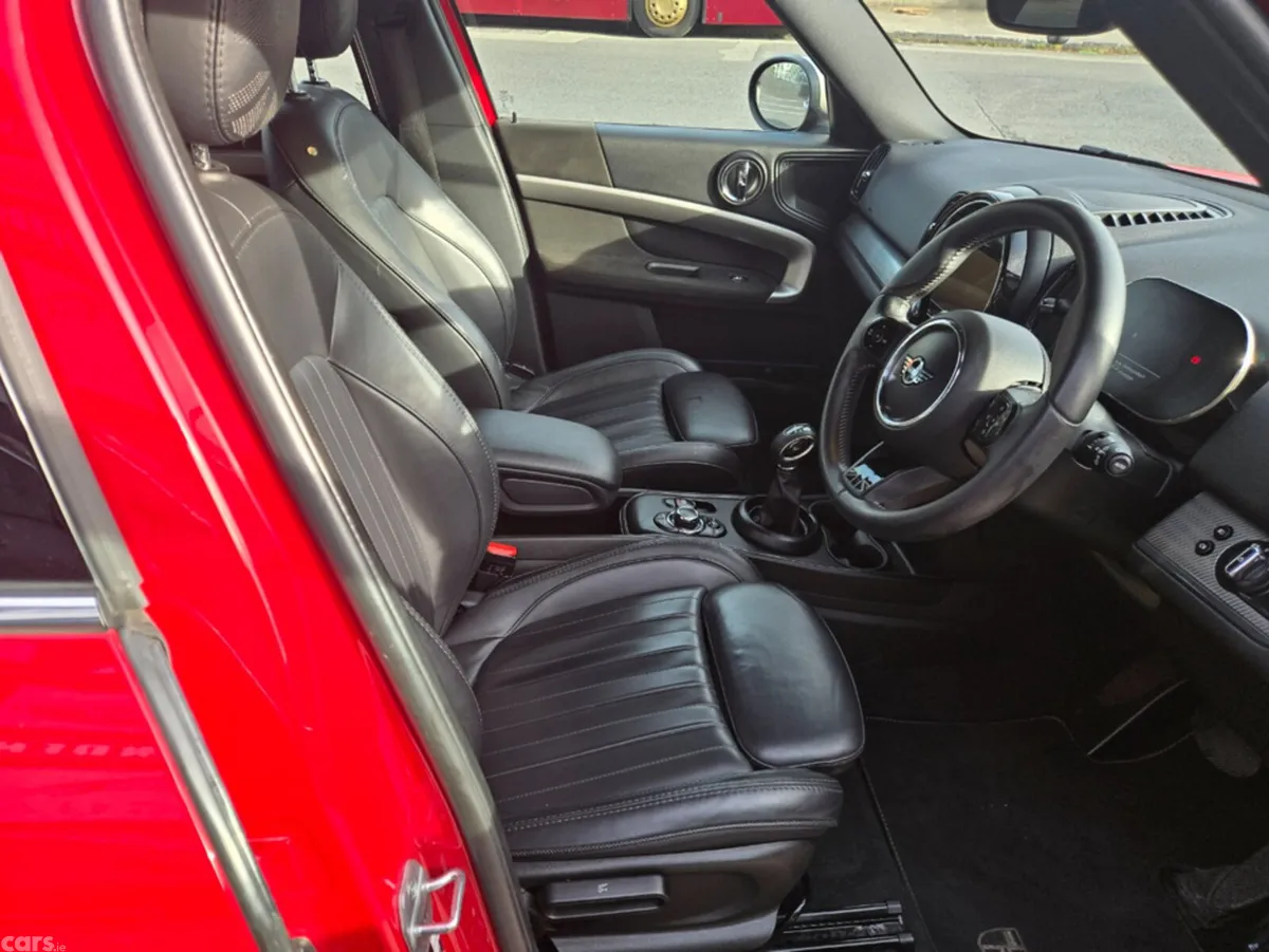 Mini Countryman Hatchback, Petrol Plug-in Hybrid, 2022, Red