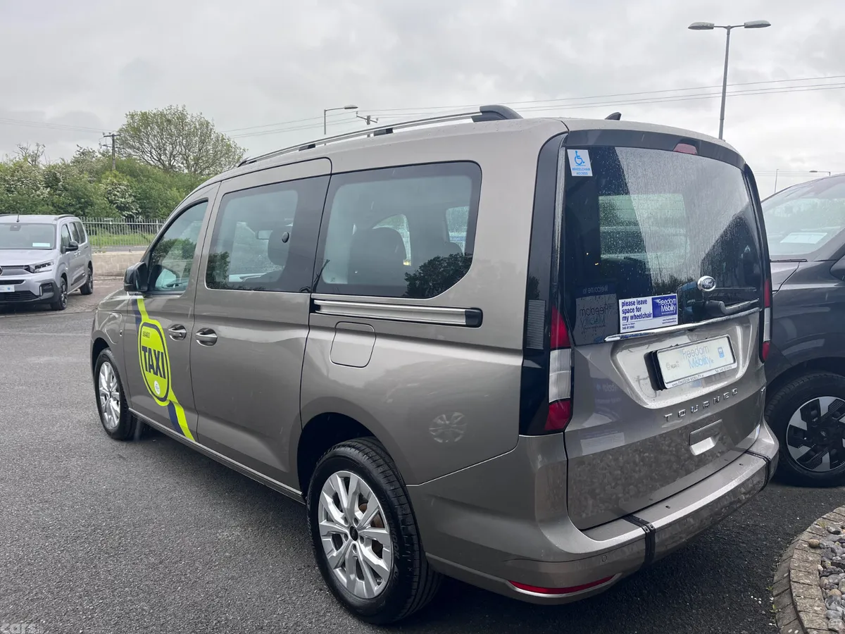 Ford Tourneo Connect MPV, Petrol Plug-in Hybrid, 2026, Silver
