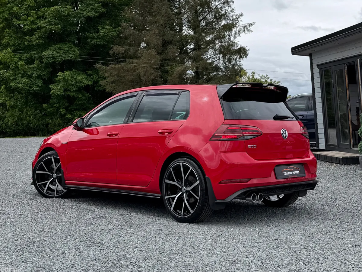 Volkswagen Golf Estate, Diesel, 2018, Red